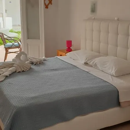 Hotel Iliada Perissa (Santorini)