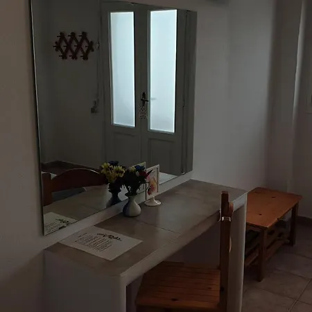 Hotel Iliada Perissa (Santorini)