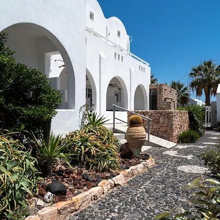 Iliada Hotel Perissa (Santorini)