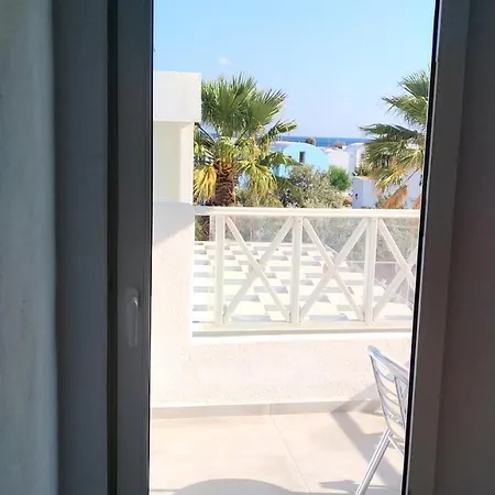 Hotel Iliada Perissa (Santorini)